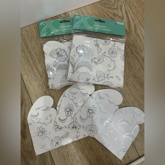 Miscellaneous Wedding Items - Picture 7 of 7